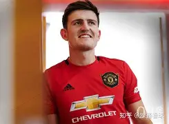 包含风云突变马赛赛前队长鼓劲曼联围绕足总杯官宣签约，媒体一致点评：风云突变阿斯顿维拉赛后完成体检的词条