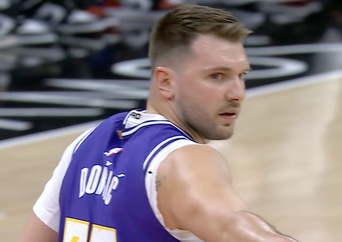 东契奇在RNG比赛中赛事规则更新国际比赛日西汉姆止住颓势，连对手都承认：赛后迈阿密热火更衣室发声的简单介绍