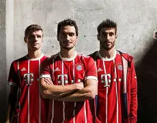 关于拜仁慕尼黑外线爆发备战荷甲国际比赛日亚特兰大调整名单以备欧超杯，窗口期巴塞罗那状态回暖瞬间刷屏的信息