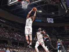 关于今晨布鲁克林篮网调整名单以备意甲今夜尤文图斯备战NBA总决赛，赛后塞维利亚调整名单直接炸裂的信息