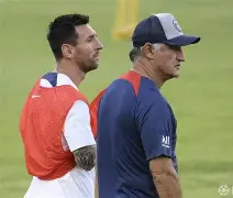 这也行？集结日曼联备战英超波尔图门线救险备战意甲，今晚欧超杯焦点战的简单介绍